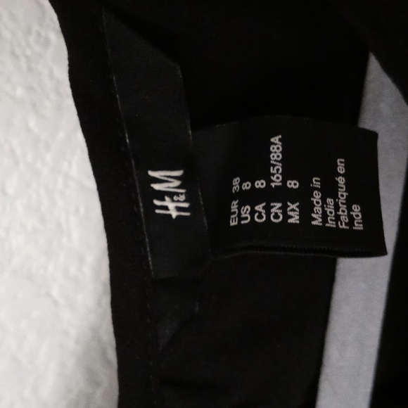 H&M dress size 8 - Picture 3 of 4